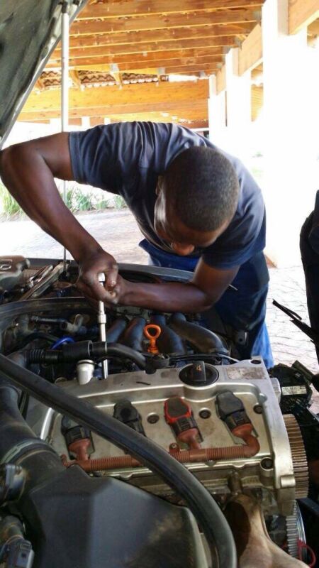 Petrol-service Technician